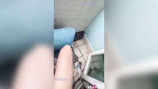 Cặp mông 10 điểm chịch em ngoài ban công khách sạn sướng quá anh xuất tinh luôn - Sex