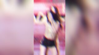 Jang Wonyoung nude AI
