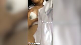 Học sinh cấp 3 cưỡi con cặc siêu dâm lồn non khít