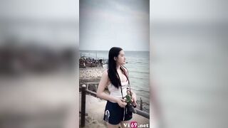 Em chịch đã quá làm anh sướng bắn cả tinh lên tường 2
