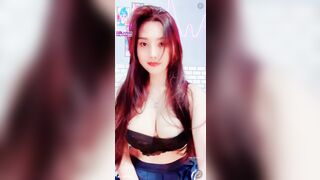 Lam xinh đẹp vú to nói chuyện cực dâm show lồn thủ dâm trên bigolive P2