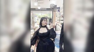 Địt em công nhân vú to lồn múp vắng chồng lâu ngày dâm đãng kích thích