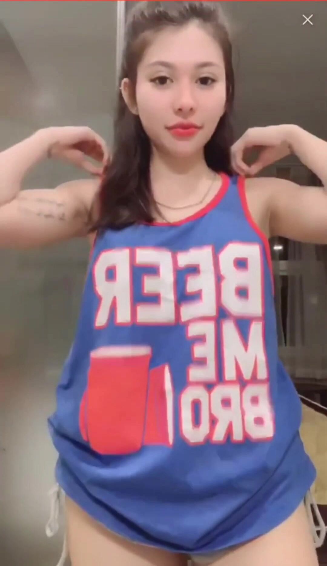 Bigo những pha lộ vú của các em IDOL