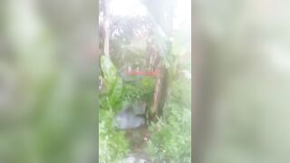 Gạ địt chị hàng xóm mông to ngay ngoài đường dâm đãng kích thích