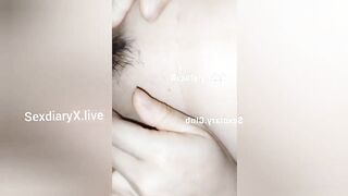 MBBG vừa thủ dâm, vừa sục cặc phi công