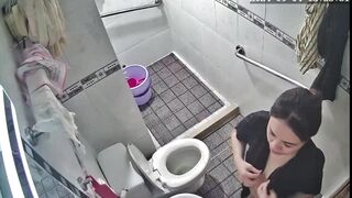 Gì út  chưa chồng hơi lớn tuổi tí ,cho gì lên xem mắt