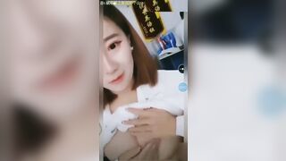 Cô giáo dâm vú to sờ chim học sinh trong lớp nứng lồn thèm cặc