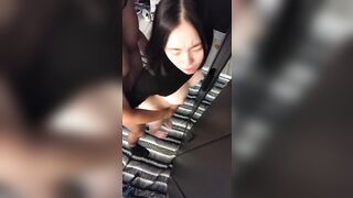 Cùng người yêu quay lại video kỉ niệm đụ nhau