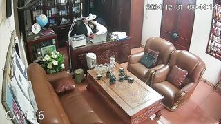 Thầy giáo, chủ tịch được ngưỡng mộ nhất lúc này 3