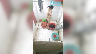 Quay lén em hàng xóm hàng ngon  tắm vú to hàng ngon siêu dâm