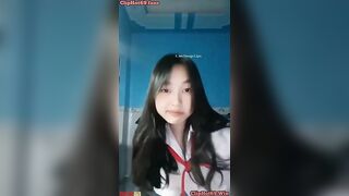 Em học sinh mới lớn vú to lồn múp khoe hàng thủ dâm