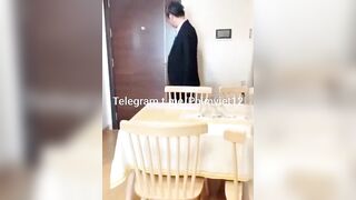 Bị bố mắng con trai liền đè mẹ kế ra trút giận bằng cách bắn vào lồn