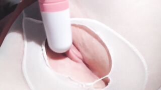 Dại Trai, Bé Học sinh 2ka7 Xé quần Tất Nhét Toy vào Lồn Rỉ Nước bị mẹ phát hiện