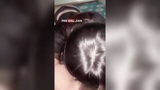 Vừa xem Phim Tình cảm, Vừa Bị con bạn Bú Cu Vắt Tinh Cảm động Khóc lóc djt nhau sướng