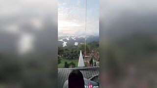 Cùng em gái chân dài mông to ngắm bình minh trong chuyến du lịch