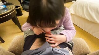 Bé nữ sinh mới lớn nên chuyện gì em cũng lạ lẫm được cái rên to