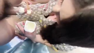Cây Cà Lem Có Nhiều Kem Để Mút , Trong Cây Cà Lem Lại Có Nhiều TT