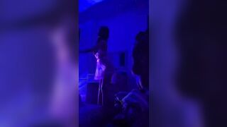Sex Bay Lắc Xả Đồ Thâu Đêm Cùng Gái Xinh Hàng Tuyển Vú Bự