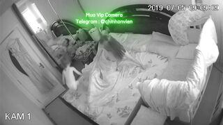 Hack Camera Vợ Chồng Lén Địt Nhau Trước Mặt Con