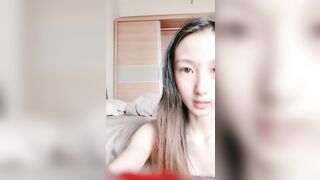 Em họ mình dây xinh đẹp livetream bú cu địt nhau nhân trần bắn ngập lồn với a trai