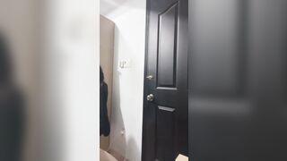 Tiktoker Hương Loli lộ núm khi thay đồ trên live