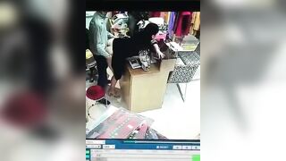 Chồng phát hiện vợ mình lén ngoại tình địt nhau dâm đãng kích thích