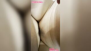 Đến nhà thằng bạn thân gặp em gái nó và gạ gẫm thành công em gái ngây thơ lên giường