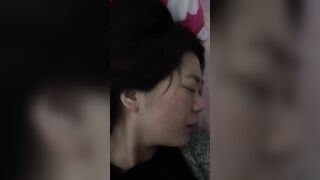 Địt chị gái dâm lồn múp rên la kích thích sướng tê lồn