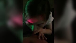 nguyễn khánh linh sinh viên văn lang lộ clip bú cu cho người yêu