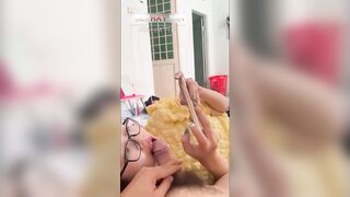Độc lạ, Em Vừa chơi FF vừa Bú Cu rên Rỉ còn Bật Mic Cho đồng đội nghe