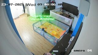 Hack Camera 2 Vợ Chồng Địt Lén Khi Con Còn Thức