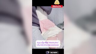 Đang ngồi học bài bị thằng bố dượng vào đòi đit và cái kết