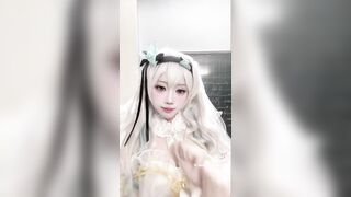 Ai lột đồ( link dưới mô tả)