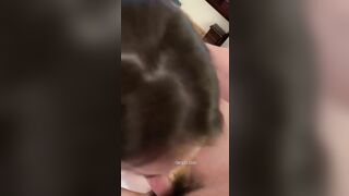 Mấy em sinh viên dân nhau đi nhà nghỉ trai thì bú lồn dâm đãng gái thì bú cặc điêu l