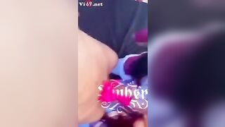 Anh trai số hưởng được 2 em gái bú mút con cặc dâm đãng kích thích siêu dâm