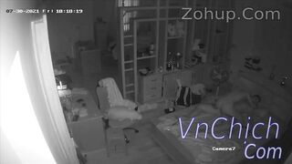 Siêu phẩm cô vợ xinh dâm cực múp nữa đêm mò bú cu đòi chịch