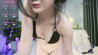 Ngắm cái lồn siêu đẹp và to của Anna_Gau nè các đồng dâm 2