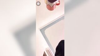 Gái việt khoe người yêu là mới xỏ khuyên ????