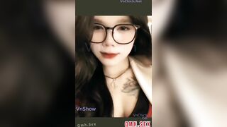 [Hot] Full 6p Ngọc Hân 2k6 kính cận bú cu điêu luyện địt nhau cực hăng với anh người