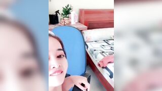 2 chị gái muốn tuyển phi công liếm lồn