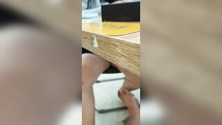 Khoảng khắc khoe lồn ngoài đường với vợ