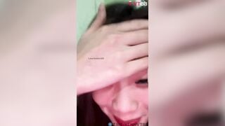 gạ mãi bé học sinh mới cho xem cặp vú khủng