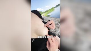 Ra sông chơi bóp vú con bạn thân vú to hàng ngon dâm đãng