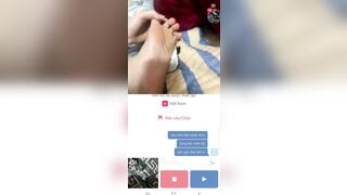 Ome Tv / Mini chat nô lệ nghiện chân may mắn được ban thưởng