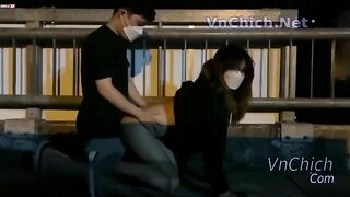 Em Slave kính cận siêu dâm public địt nhau trên cầu vượt qua đường cực ngon (Full Cli 2