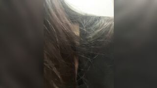 Gái dâm bị lộ hàng trong gương mông to lồn ngon