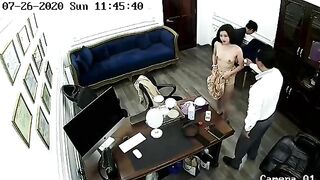 Thẩm mỹ viện bị hack cam làm bác sĩ nghề này cũng sướng nhỉ