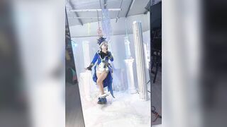 Em gái cosplay Umeko J cosplay Furina - Genshin Impact