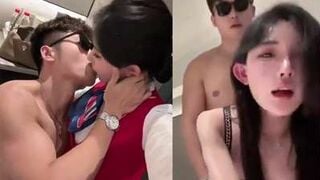 Tiếp Viên Hàng Không Thấy Trai Đẹp Chổng Mông Địt Mình