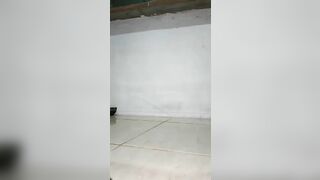 Chai vịt chịt chó 2